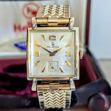 HELBROS Wristwatch 17 Jewels Swiss Caliber 101 Fancy Case, Crystal, Lugs & Bracelet Watch