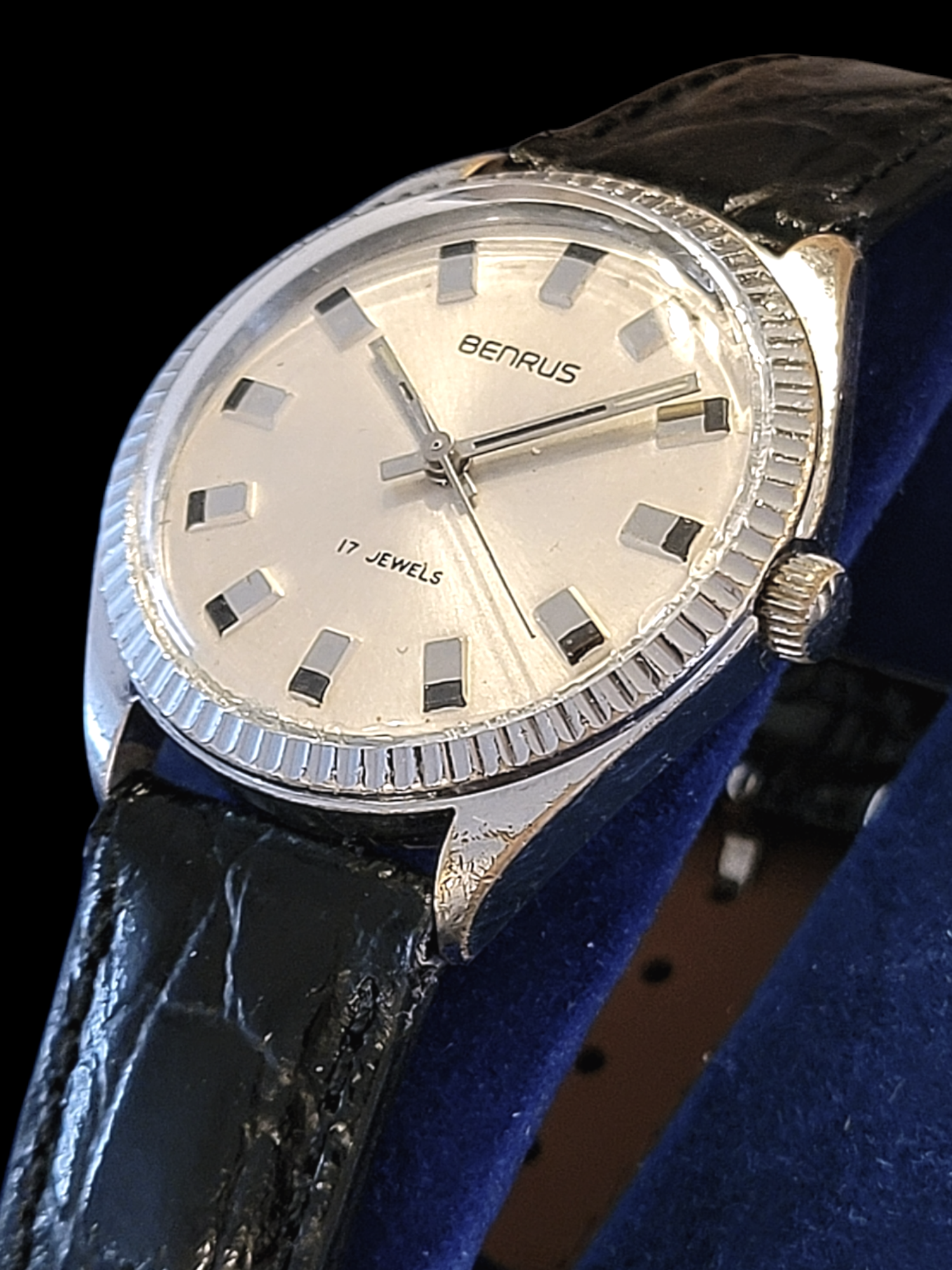 Benrus 17 sales jewel watch