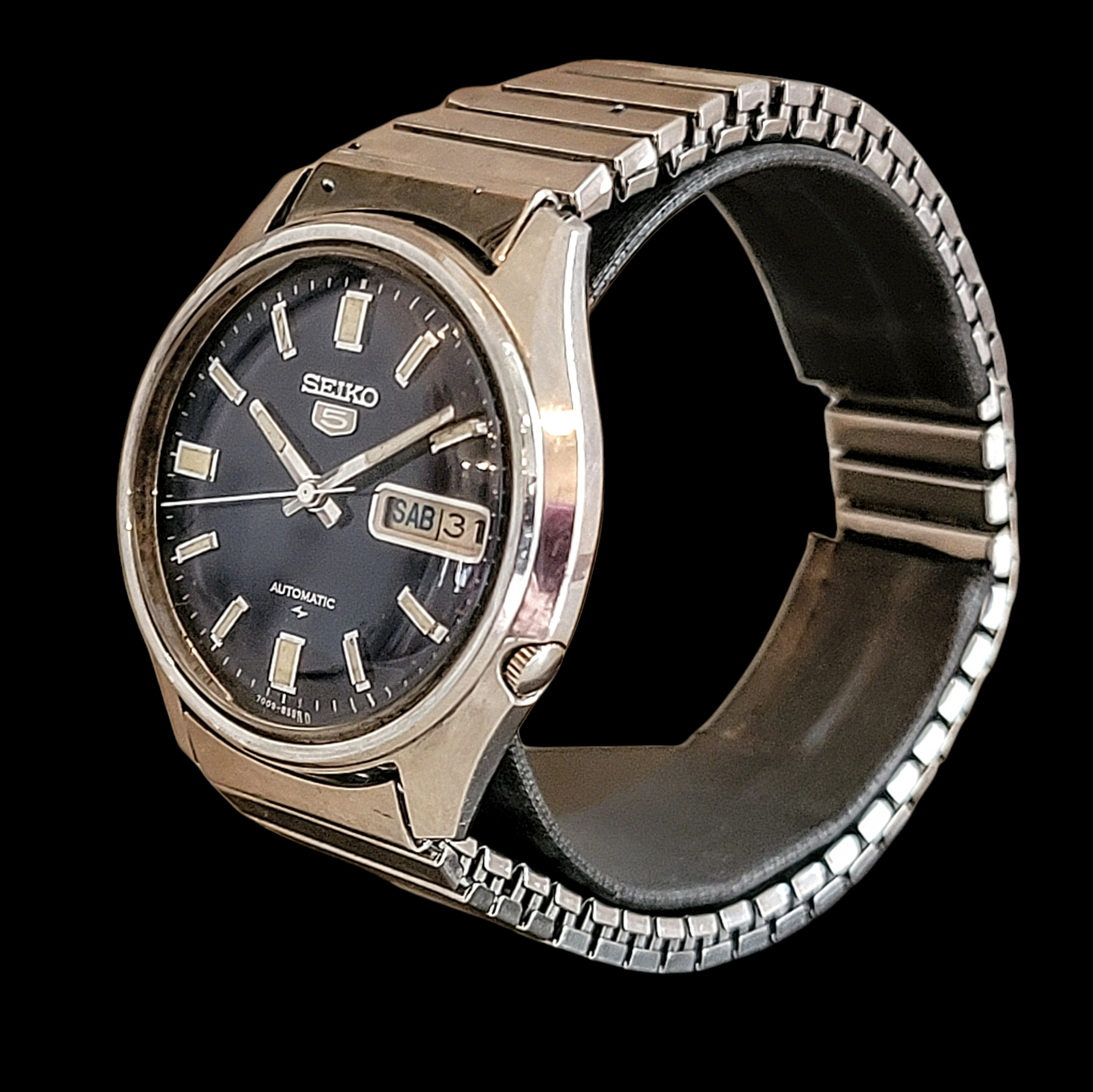 Seiko 5 automatic sales 17 jewels price