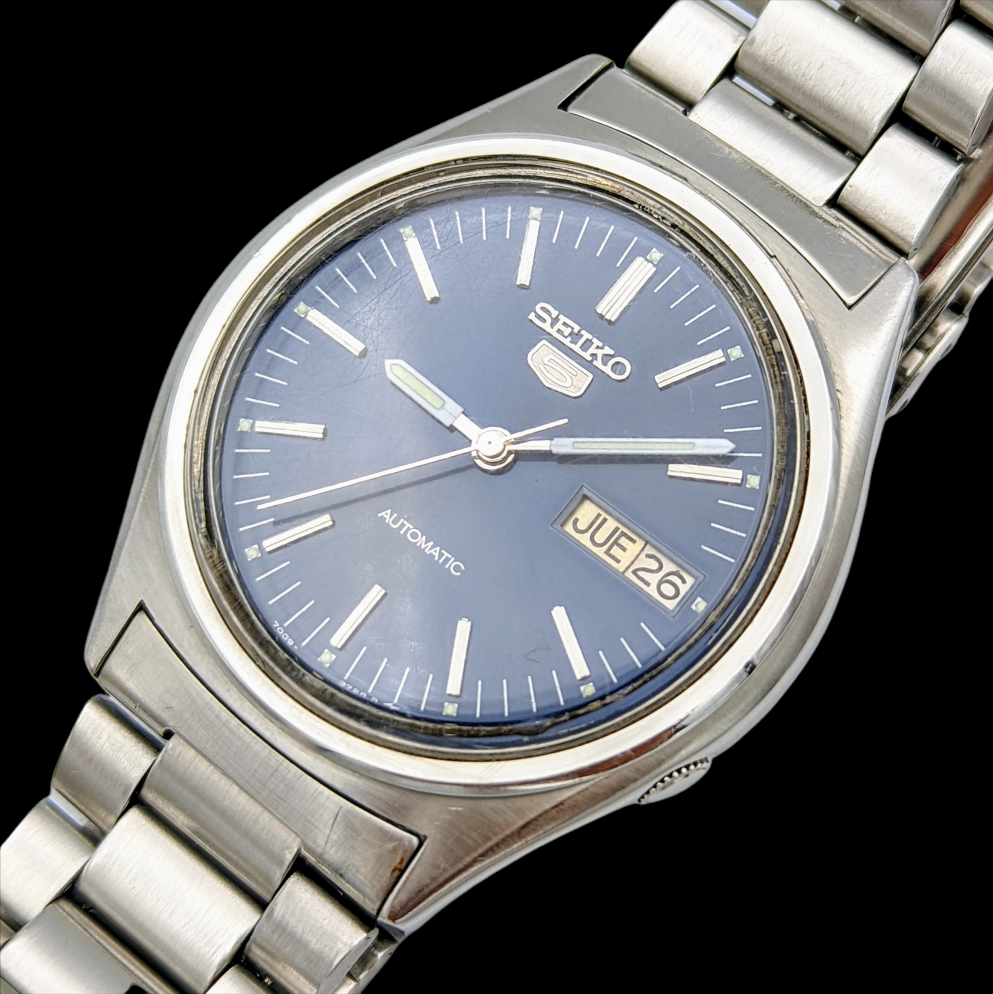 1985 SEIKO 5 Automatic Watch Day/Date Indicator