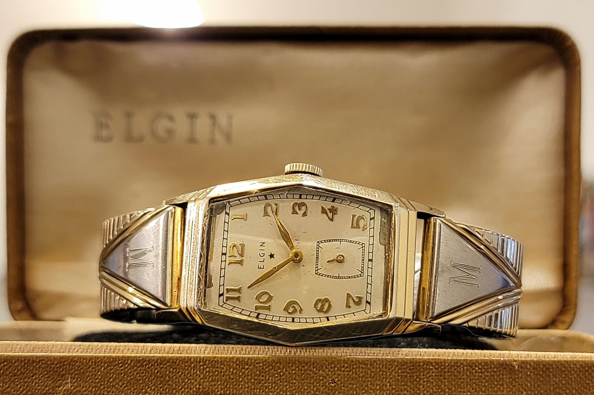 Elgin sales watch cost