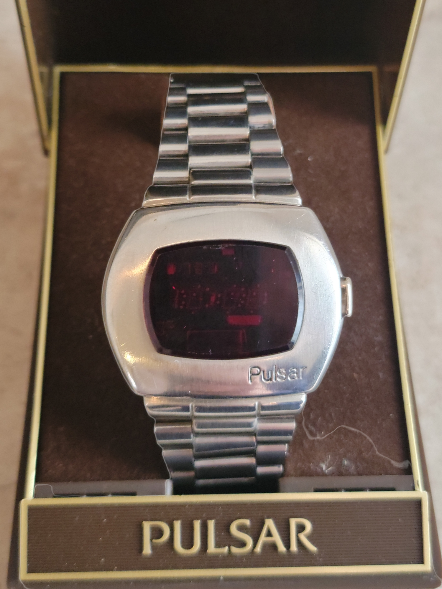 1973 PULSAR P2 Astronaut Wristwatch LED Digital Watch All S. Steel SECOND HAND HOROLOGY