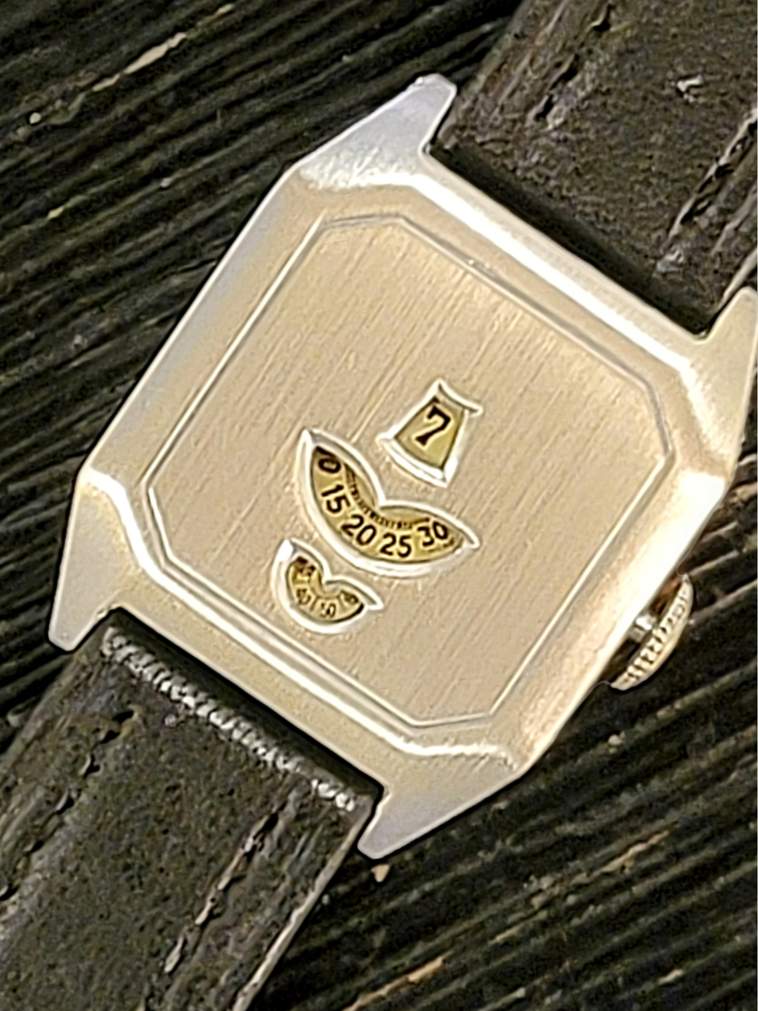 Rado watch second hand jumping deals