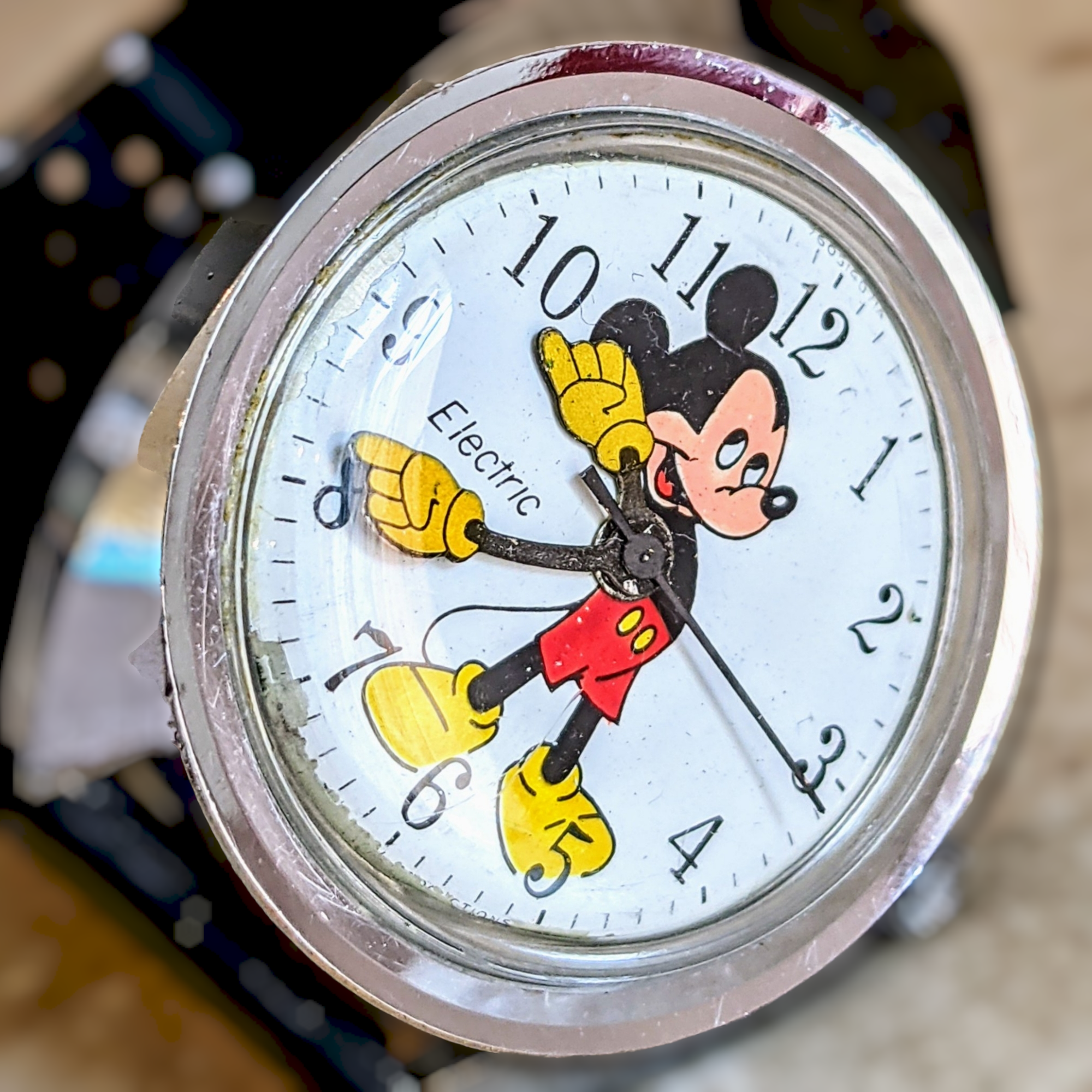 1971 TIMEX Electric Watch Mickey Mouse Vintage Wristwatch Cal. M40